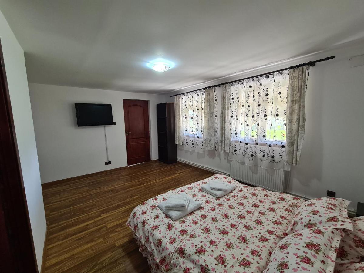 Maricom * Zărneşti